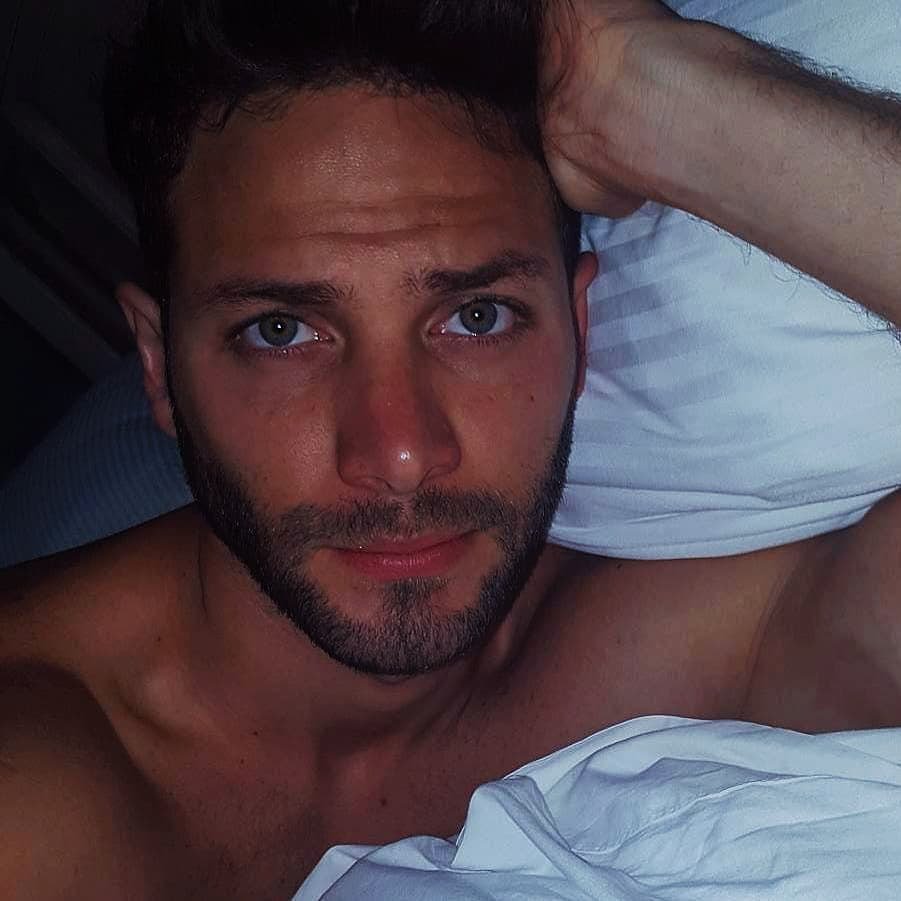 SeleneC10359173's tweet photo. #repost @gabrielcoronel (@get_repost) • • •

@gabrielcoronel  Noche para ver películas de terror! https://t.co/rXqSfzLVv7