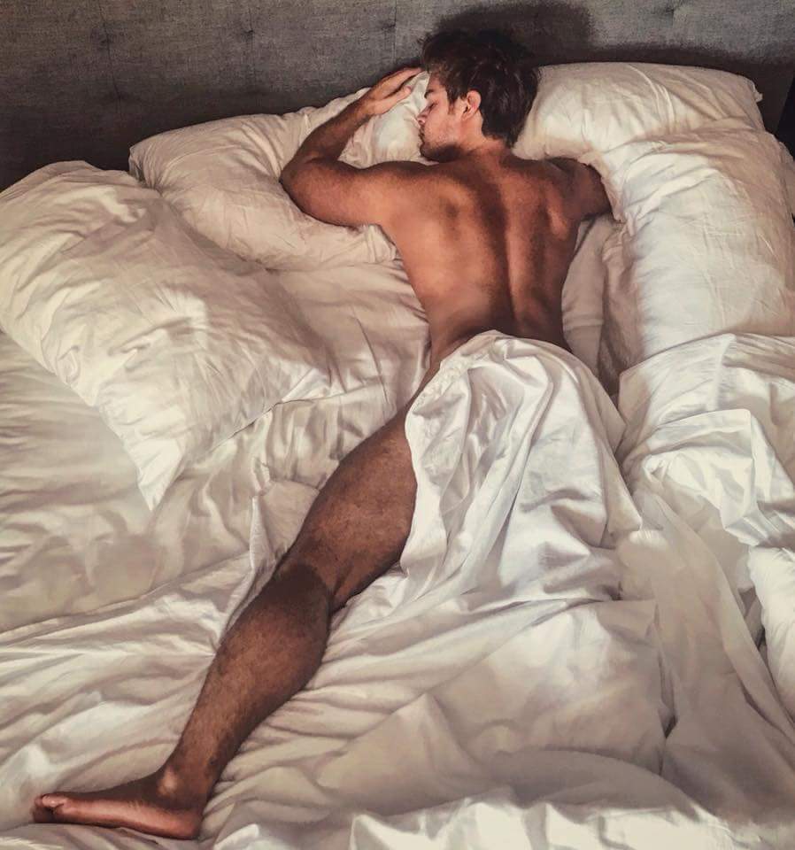 solosoysary's tweet photo. No entiendo tanta obsesión por Zac Efron y  todos esos morritos cuando existe @Polo_Morin 😍💗🤤 https://t.co/vmgTpOdtfU