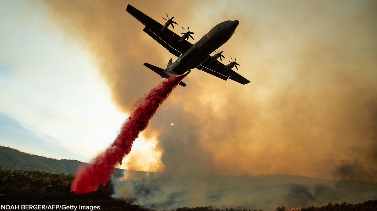 ABC's tweet photo. JUST IN: California fire officials say the so-called Mendocino Complex Fire has burned more than 283,000 acres, making it the largest in wildfire state history. https://t.co/cbOIH4v37Q https://t.co/LoS7Mc7ncx