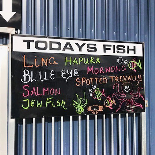 AshmoreFoods's tweet photo. Loads of excellent fresh fish just landed, come check out the range! 🐟🐠🦀🐙
.
#editas #freshfish #freshseafood #hobart #tasmania #seafood #fish #fishmarket #ling #hapuka #jewfish #salmon #tassie #eatlocal #shoplocal https://t.co/nLwDgYww38 https://t.co/5kBpHOBcVL