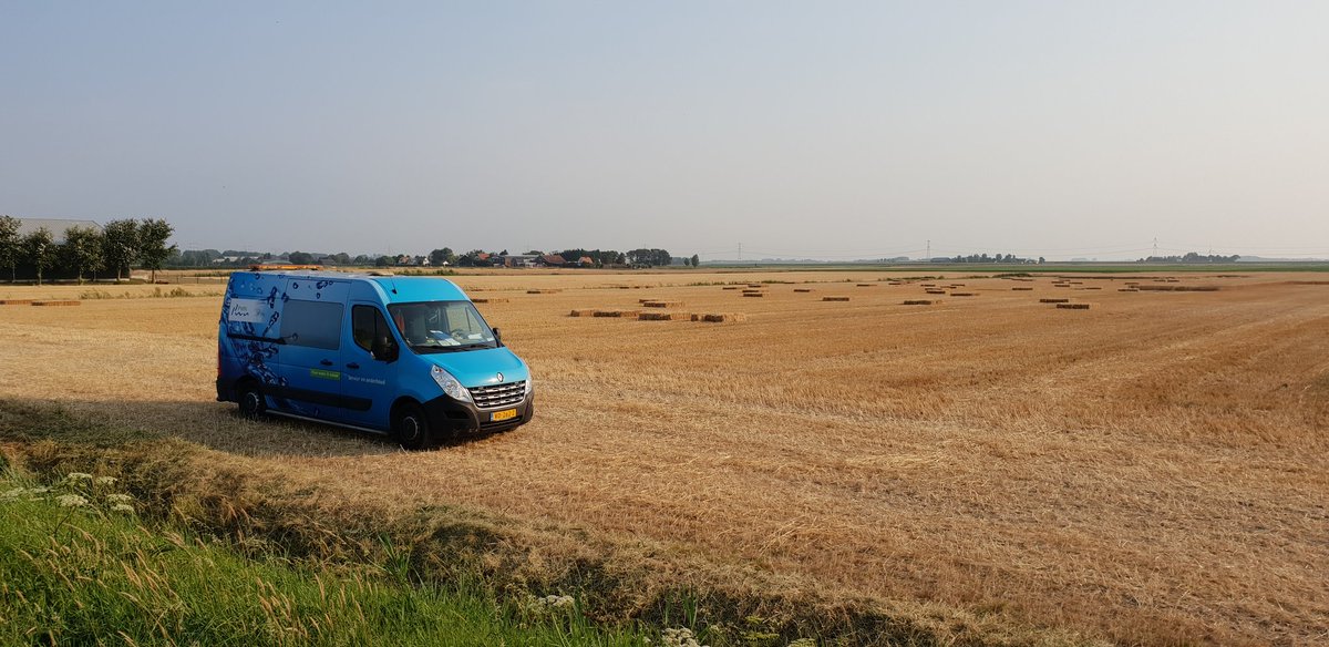 aopgelder's tweet photo. @PWNwaternatuur mooie parkeerplaats, maar lijkt me niet echt een werkplek voor jullie momenteel (of juist wel!) 😉 https://t.co/hWrLWEESDT