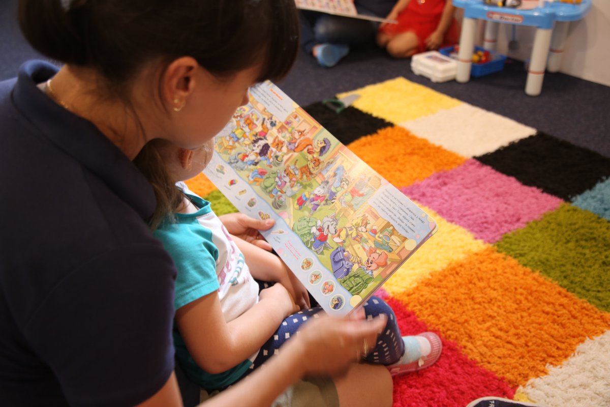 superstarters's tweet image. Найбільше значення в дитячому розвитку має не те, скільки інформації ми здатні вмістити в іхні голови протягом перших років їхнього життя. Значення має, натомість, чи здатні ми допомогти їм розвивати наполегливість, самоконтроль, допитливість, силу волі та впевненість у собі.