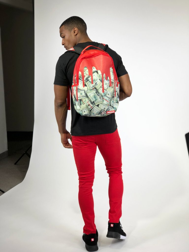 AAO_USA's tweet photo. Money? On a BAG? YES PLEASE!
.
.
.
#shopaao #shop #aao #shopping #online #store #clothes #fashion #inspo #style #model #photoshoot #like4like #f4f https://t.co/QzlOiPWlEA