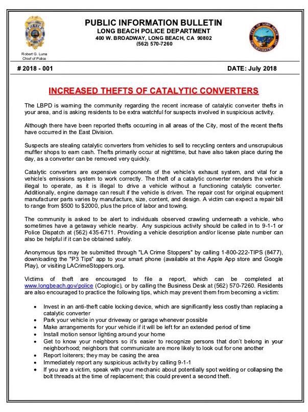 LBPD's tweet image. #LBPDExplorers &amp;amp; Advisor Detective S. Ledesma passing out safety flyers in East Division this evening ⚠️🚨 For more info regarding catalytic converter theft prevention tips: bit.ly/2LMdUCB
#LBPDSafety #CommunityPolicing #LBPDEast