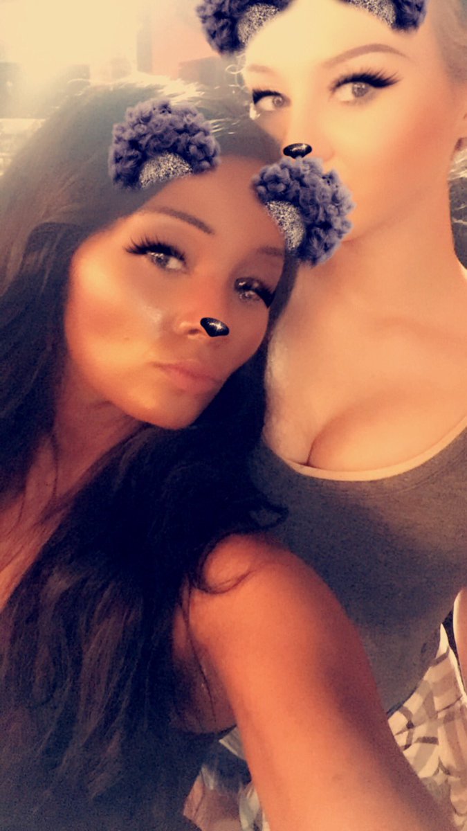 vivalasailor's tweet photo. My filter eyelash fell off lol😩😂 https://t.co/AneQZdIYMP