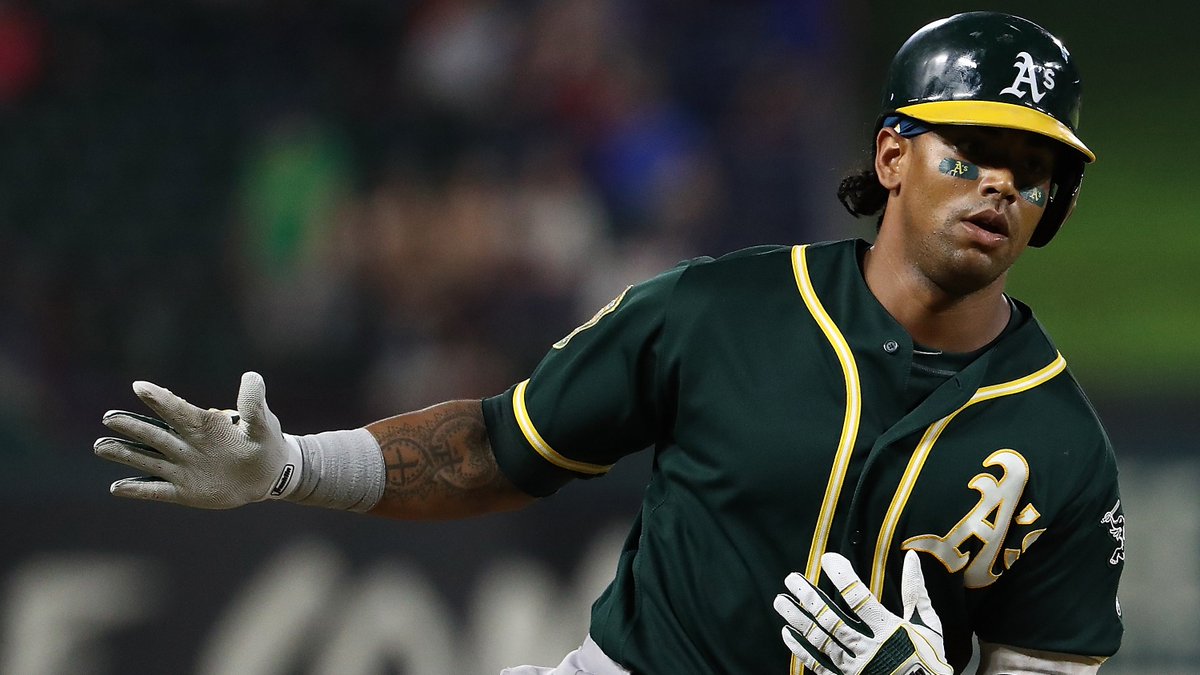 MLBStats's tweet photo. Since the beginning of 2015, Khris Davis leads @MLB with 19 multi-homer games. https://t.co/VfH2j4a2xR