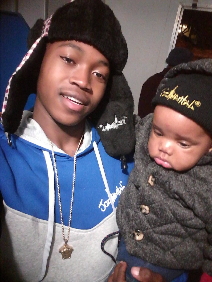 Jozimental Brand ambassador🔥⭐
With my Siblings🔥
#streetculture #streetfashion #blackhustler #kotinEaternox #izikhothane
@#kotinEaterNox•||🔥