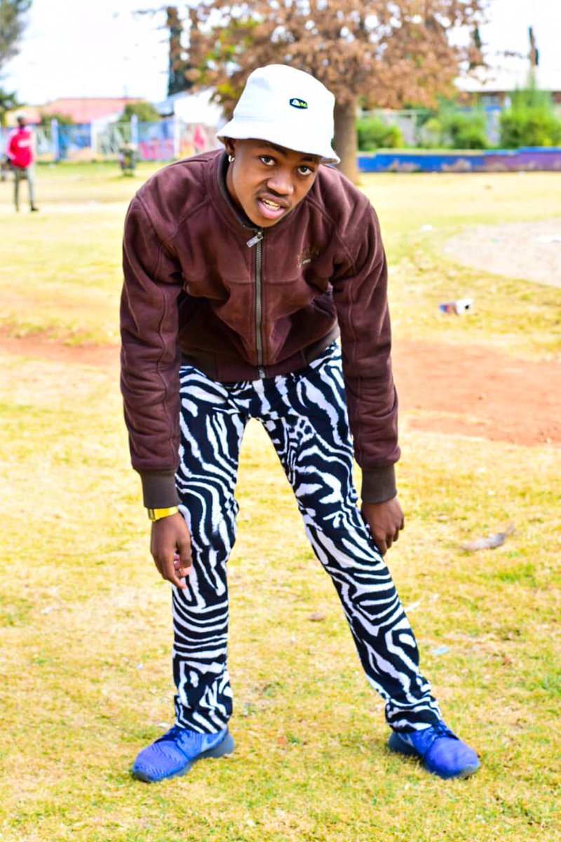 You cant control everything sometimes you just need to relax and have faith things will work out.Let go a little and let life happen
<a href="/kotin/">Cristiana Jonut</a>🔥