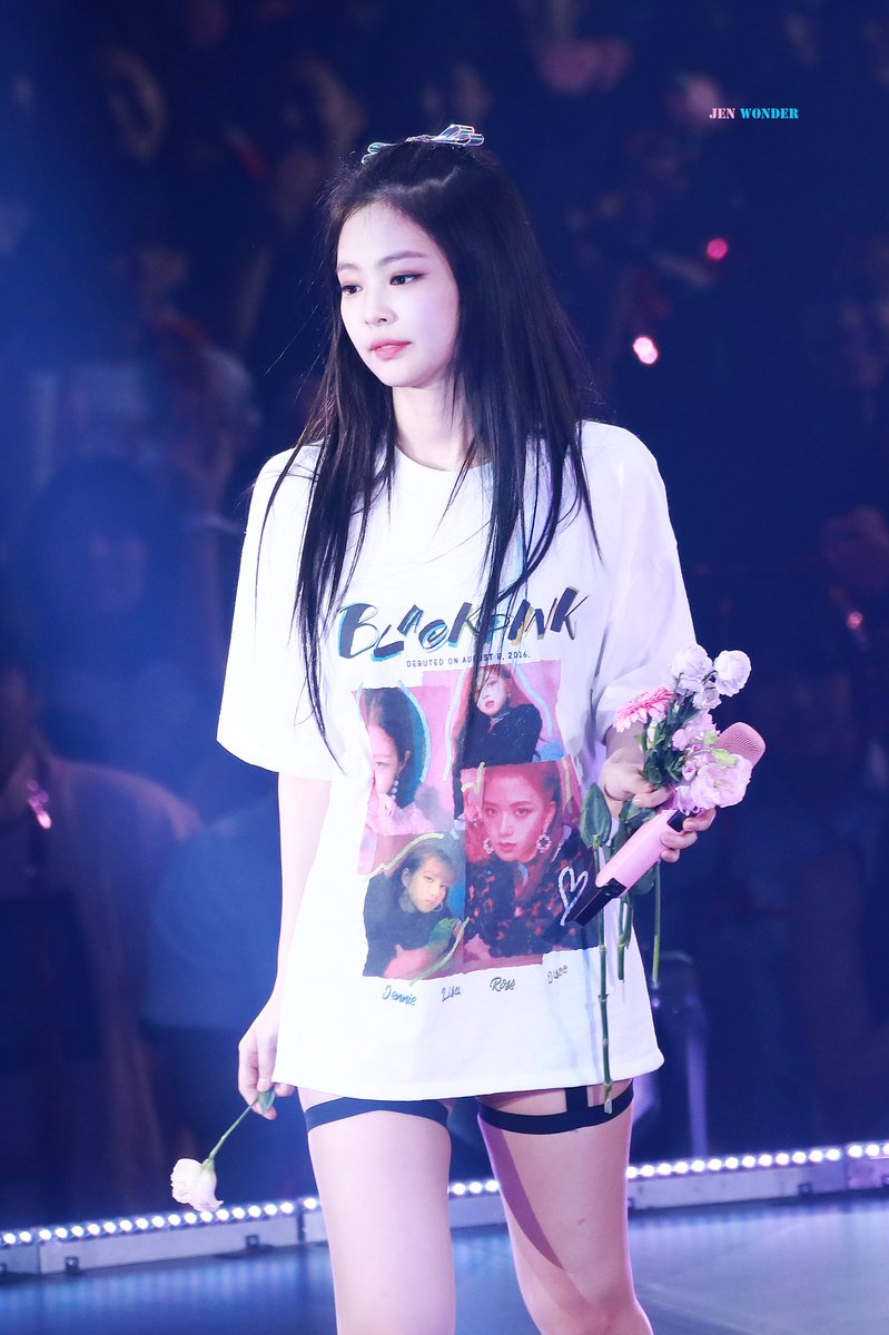 JENWONDER_COM's tweet photo. 180724
#BLACKPINK 
#블랙핑크 
#JENNIE 
#제니 https://t.co/X1ii12Mul1