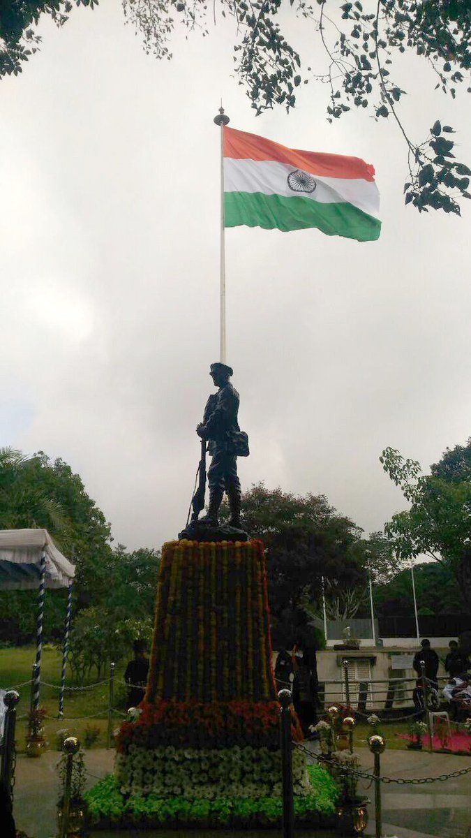 ShreyaRaj_'s tweet photo. #In1999-Our #Brave Army WON the #KargilWar in high intensity of operations & inhospitable terrain
#In2010 @rajeev_mp ensured we #RememberAndNeverForget d sacrifices of #BraveHearts by his intervention in #Parliament & made d then #Congress Gvt organize #KargilVijayDiwas
#Salute https://t.co/rdorAZUEyQ