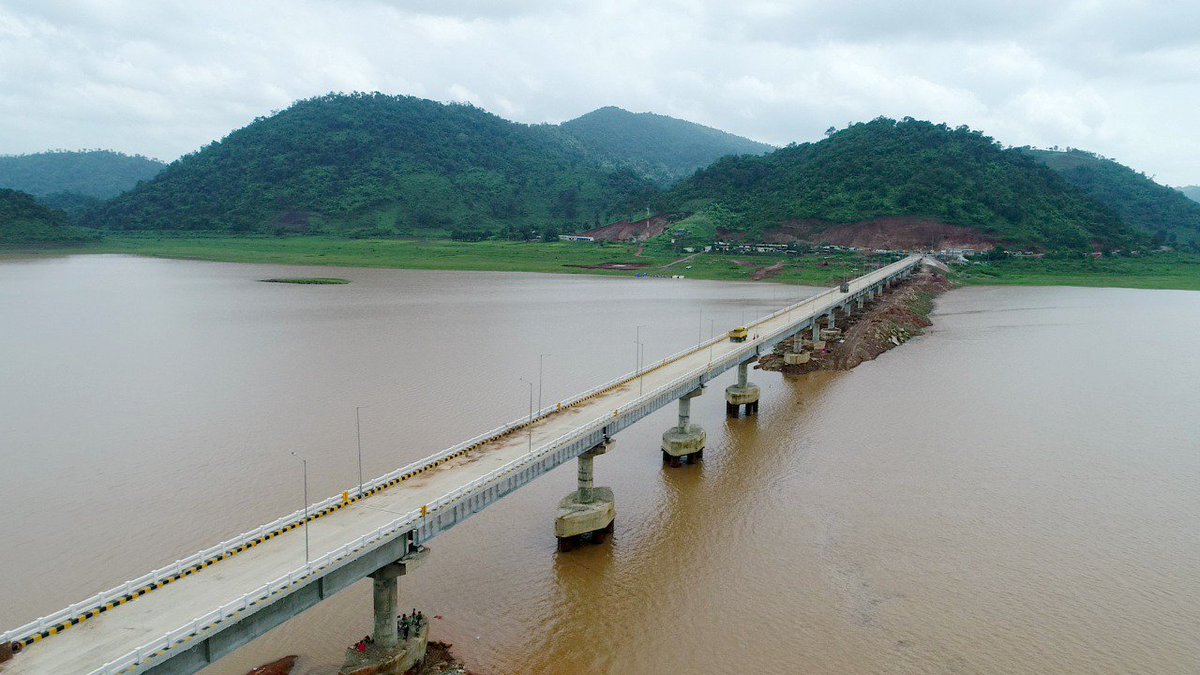 Bikram_Odisha's tweet image. These are not the simple pictures of a bridge, but a symbol of prosperity of the people of #Malkangiri, a scope to get the people of cut-off areas into the outer world, a beautiful piece of dedication of the state govt &amp;amp; a milestone in #InfrastructuralDevelopment.
#GurupriyaSetu