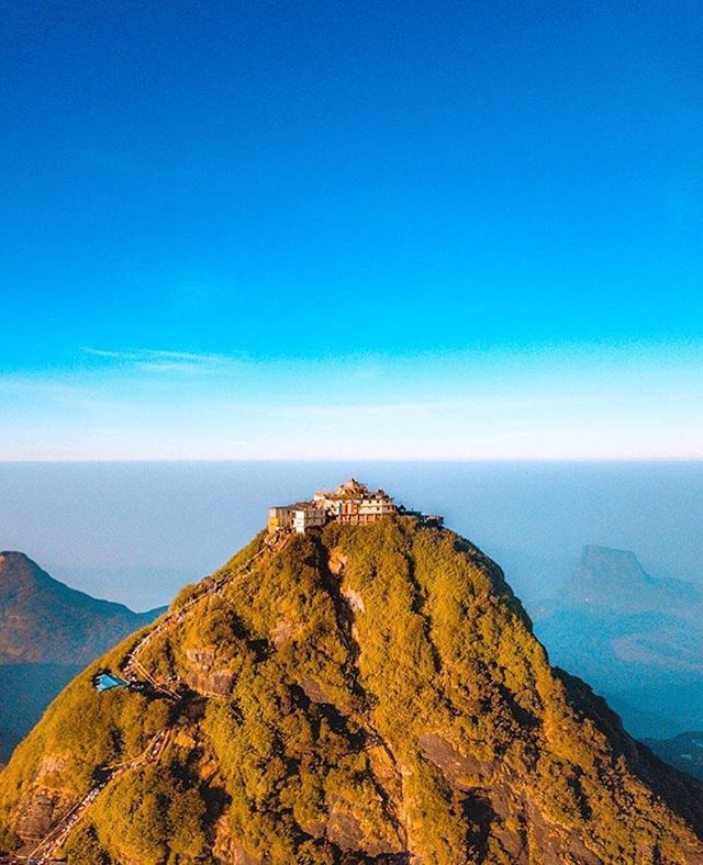 HashtagSriLanka's tweet photo. Adam’s Peak #SriLanka 
Photograper @ic.escobra 
#Hashtagsrilanka #TravelSrilanka #AdamsPeak #sky #mountain https://t.co/R3RXfA6d4L