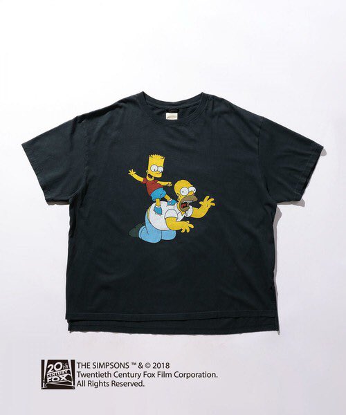 BY_ODAIBA's tweet photo. 【MENS】BYお台場店ではMORE SALE開催中です！

＜YSTRDY’S TMRRW×The Simpsons＞ 

オーバーサイズに仕上げた、ビッグシルエットのデザインが特徴的です。

¥12,000（+TAX） https://t.co/r7LryQ6mn1