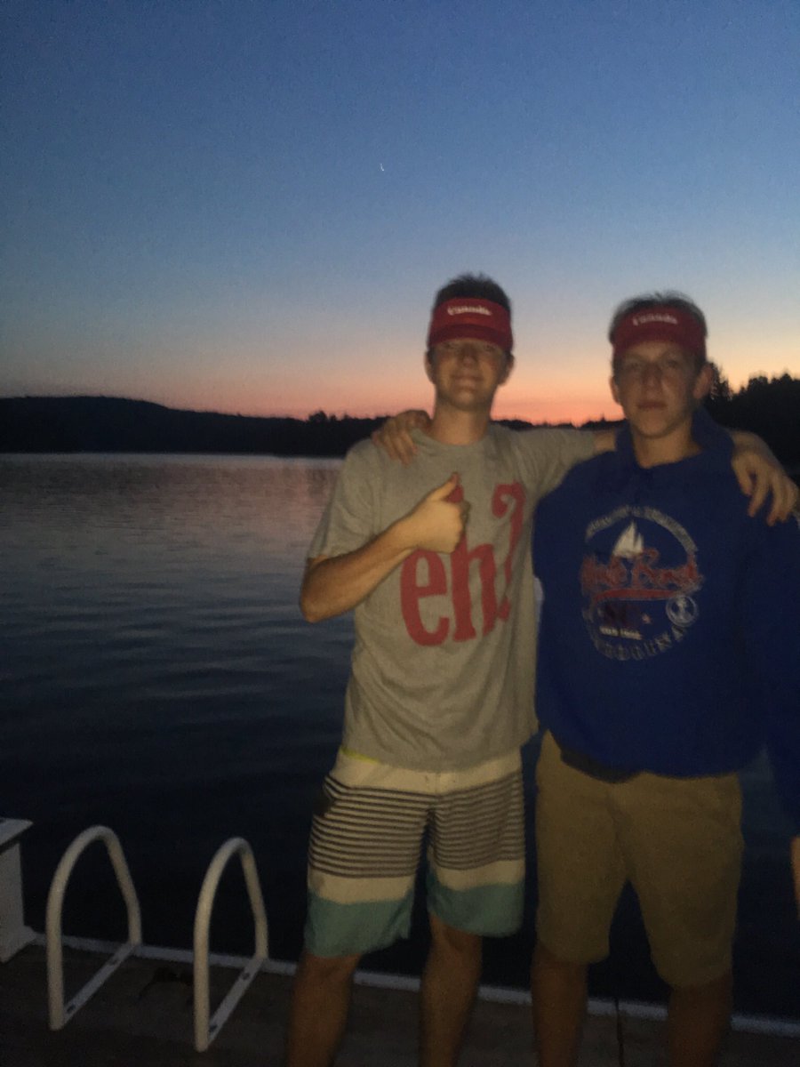 Jonathan_Hotner's tweet photo. @oohhkillen happy birthday kido https://t.co/pHU8HtD001