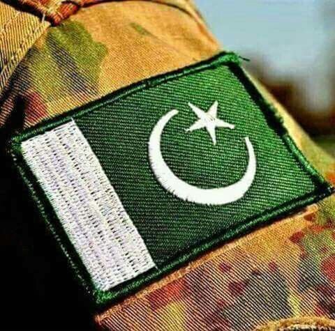 Its_MeZainab's tweet photo. ملکی سرحدوں کی حفاظت کرےپاک فوج،سیلاب آۓتوپاک فوج،زلزلہ آۓتوپاک پاک فوج،دہشت گردی ہوتوپاک فوج ،کبھی ضرب عضب تو کبھی اپریشن ردلفسادکرےفوج،کرکٹ میچ ہوتو آۓسکیورٹی کرےپاک فوج اوراس دفعہ الیکشن میں بھی سکیورٹی فراہم،پاک فوج تیری عظمت کوسلام۔
#ElectionPakistan2018 https://t.co/VLDSvCnnWS