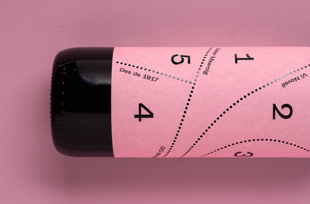arconvert_es's tweet photo. @CellerMasroig celebrates its new wine on Manter Tintoretto Gesso with a label designed by @Atipus 
+info: https://t.co/EtxBQfEZC9 https://t.co/XYGparMDRP