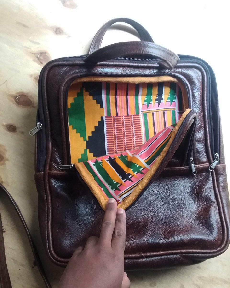 zimidlamini's tweet photo. @thenanaaba @Itu_Langa Support my hustle leather laptop backpacks #madeinjoburg #leathergoods https://t.co/9ez6mIpje9