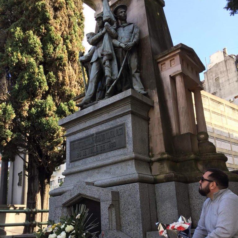 javierhfabre's tweet photo. EL 26 de Julio de 1890 #Alem iniciaba un movimiento que cambiaría para siempre la historia de Argentina.
Hoy, 128 años después, y como todos los años, vengo a rendir homenaje a nuestros Padres Fundadores. 
#RevoluciónDelParque

@UCRNacional @Comunicacionucr @UCRCBA @jr_cba https://t.co/x25R5Lg1W6
