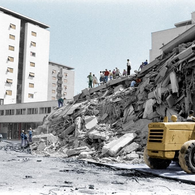 R_Macedonia's tweet photo. #Today #Skopje marks the #55thanniversary of the #catastrophic #earthquake from #1963. The #exyugoslavia republics were the first ones to #help, and in the #following days #Macedonia received help from 87 #countries, which gave #Skopje another name - "City of Solidarity". https://t.co/TuCfCZ0s0e