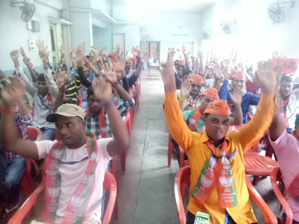 dkgochhayat's tweet photo. Hingula Mandal #MissionNewOdisha youth coordinator Meeting at Talcher Assembly constituency in presence of BJP State Secretary Kalandi Samal . #NewMillenniumVoter #JayMaaHingula https://t.co/w7vRvp8Btu