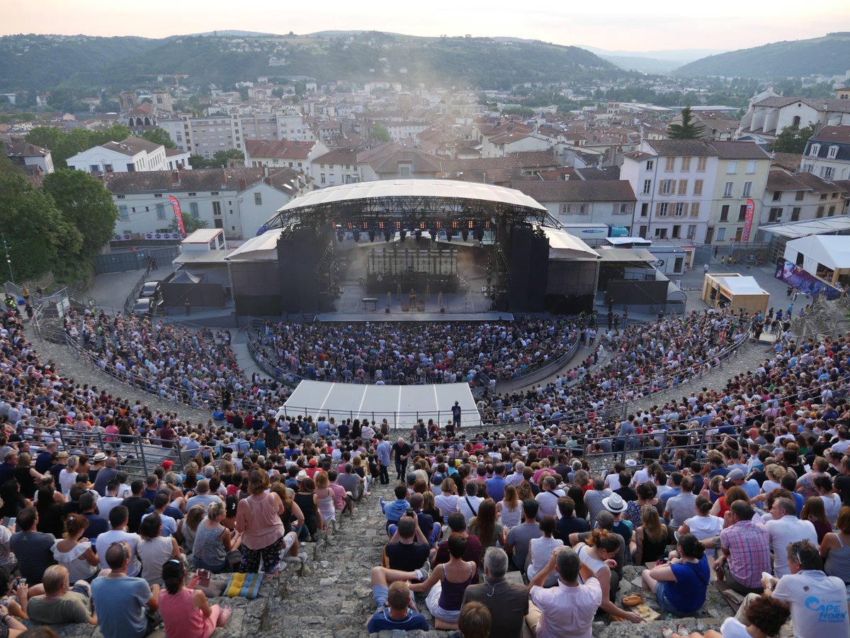 C'était tellement dingue..  Des souvenirs pour toute la vie.. Merci à tous pour vos messages, vos photos, vos commentaires et toute cette énergie! Je vous aime.. Merci au groupe A-ha de m'avoir permis de vivre un rêve #Soul #tour