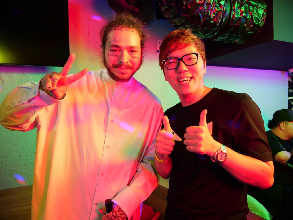 Hikakin ヒカキン Youtuber Twitterissa ラッパーのpost Maloneさんと乾杯しました Hikakin ヒカキン Youtuber Twitterissa ラッパーのpost Maloneさんと乾杯しました