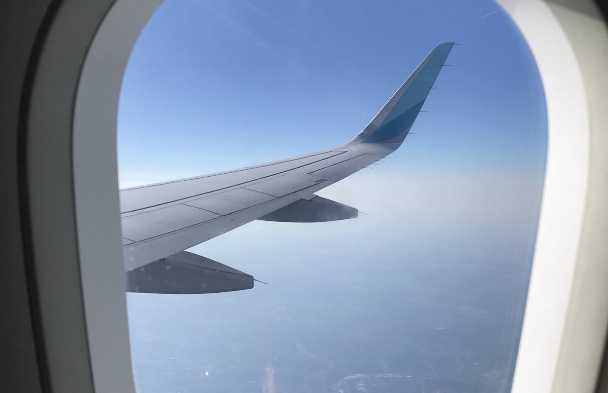 samas236's tweet photo. Wifi &amp; Cloudsurfing 📲👌🏼✈️ #iflyeurowings 👋🏼 https://t.co/Q94oySAc3q
