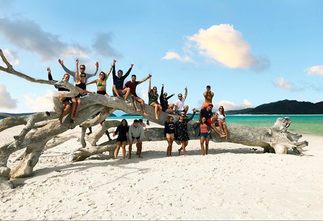 UltimateTraveI's tweet photo. The world is full of friends waiting to get to know you 🌏
#MyUltimateMoment #UltimateEastCoast #TravelUltimate
•
•
•
•
•
📷 Snapped by Ultimate legend @lienlien_vanberkel
#Seeaustralia #australia #whitsundayislands  #backpacking #gapyear #adventur… https://t.co/i2TnM4Z1wc https://t.co/oWchDRgXYu