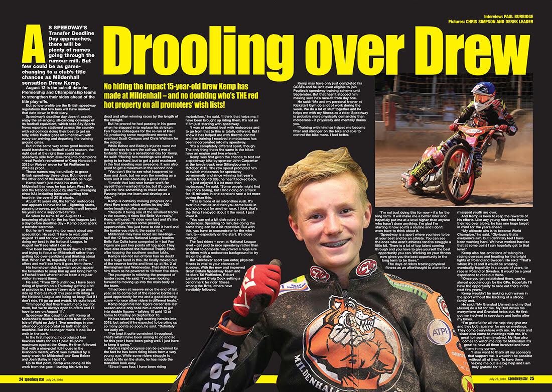 ON SALE NOW | Don't miss today's #Speedway Star, featuring full #BritishSGP coverage from Cardiff.

Plus ...
✅ <a href="/TigersSpeedway/">Sheffield Speedway</a>'s Championship Pairs win
✅ @ALindbck on the GP Challenge
✅ <a href="/MildenhallFT/">Mildenhall Speedway</a> star @DrewKemp118 

In shops now or buy online ➡️ speedwaystar.net/_mobile/store/…