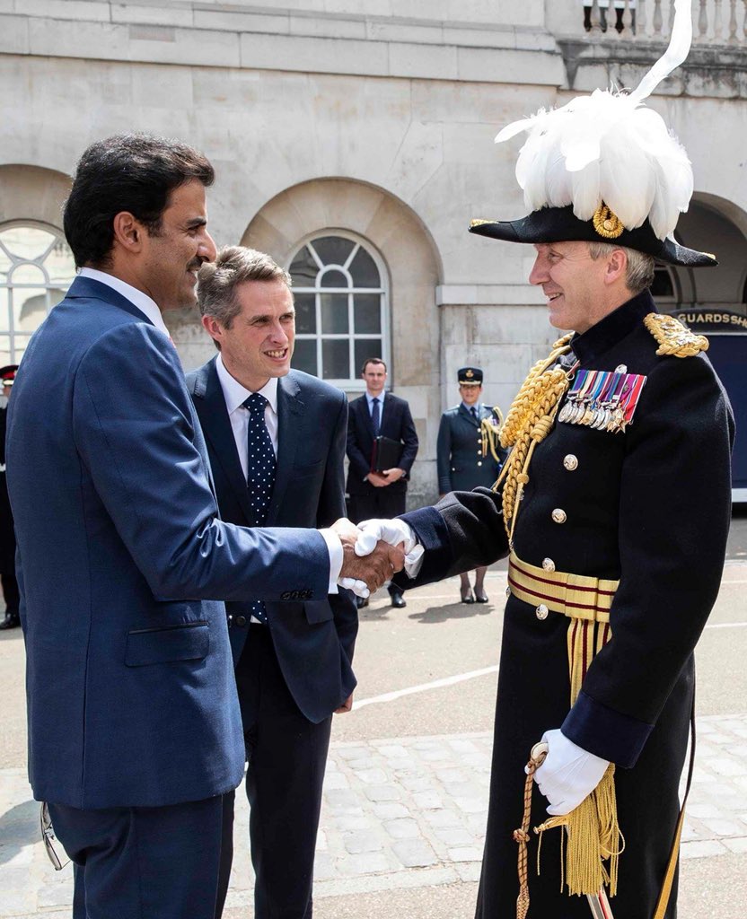 ArmyInLondon's tweet photo. The @HCav1660 turned out at Horse Guards for the visit of the Emir of Qatar for a bi-lateral meeting with Defence Secretary @GavinWilliamson @DefenceHQ #softpowerinaction #Qatar https://t.co/Ro4fZ9tOdn
