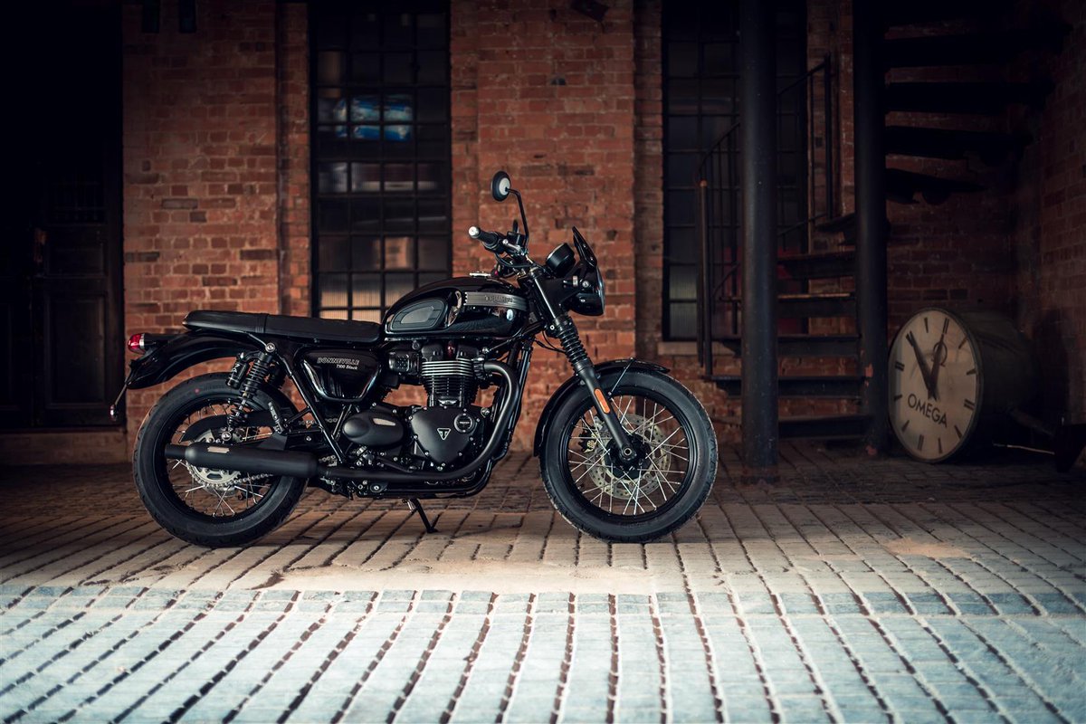 Bonneville black pictures, linda lusardi full nude