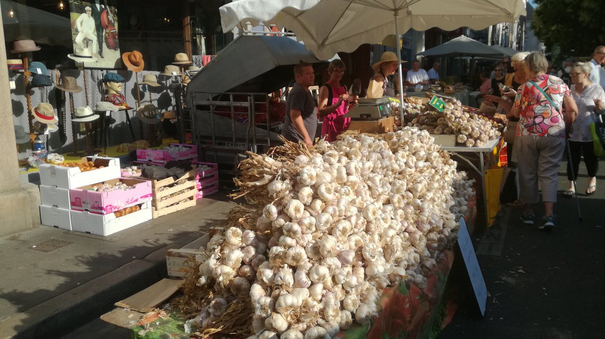 Valerie Carre On Twitter Que Faire A Tours Aujourd Hui Allez Faire Un Tour Au Marche A L Ail Et Au Basilic Une Institution Tourangelle A La Sainteanne Le 26