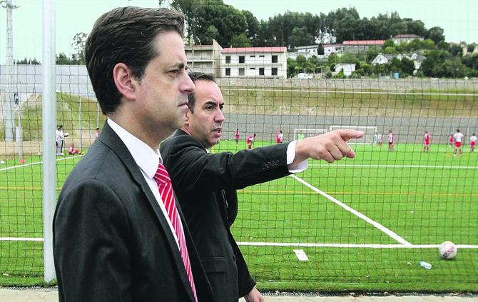 LIGA_NOS_FR's tweet photo. Le maire de la ville de Braga a affirmé l'éventualité de vendre le stade au club @SCBragaOficial. 

#LigaNOS #LigaNOSFR #Braga https://t.co/cRHQOMXdDD