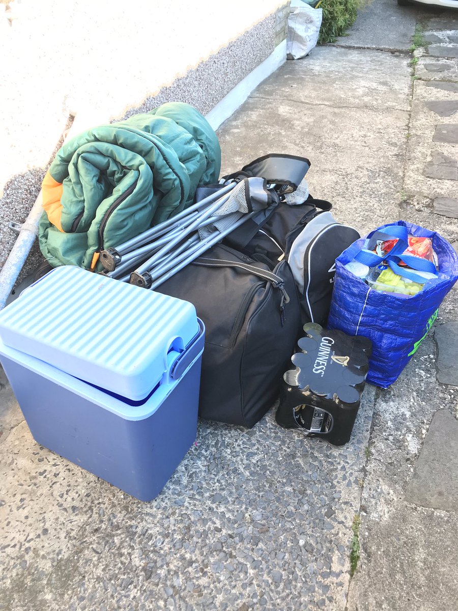 chippie77's tweet photo. Not sure if I'm going to a festival or moving house #tomuchstuff https://t.co/36X50u3QAI