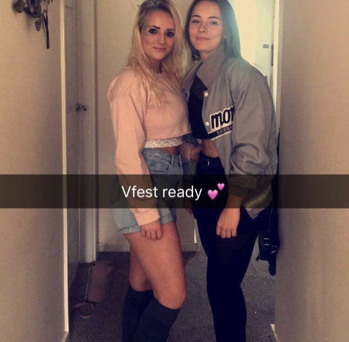 zaralouxx's tweet photo. Can’t wait for #Vfest this year! 🤪#partytime #drunkentimes https://t.co/SEsNdtZl4d