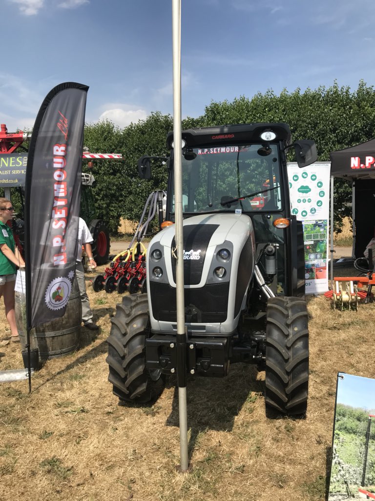 What a scorching hot day @FruitFocus yesterday! Thank you to all that visited us and saw kit from #Agrofrost #Berthoud #Braun #BMV, @carrarotractors #Clemens #ERO #Fendt, @FELCO_tools and @metos_austria #FruitFocus18 #fruitandvinemachineryexperts