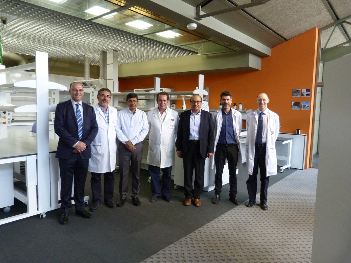 FloresVallesSA's tweet image. Recientemente hemos tenido el placer de recibir en Flores Valles dos invitados de excepción de Kaust y Thabat (Arabia Saudi). Gracias por vuestro tiempo, deseamos que hayáis disfrutado de vuestra estancia en Madrid y de la experiencia vivida en Flores Valles.