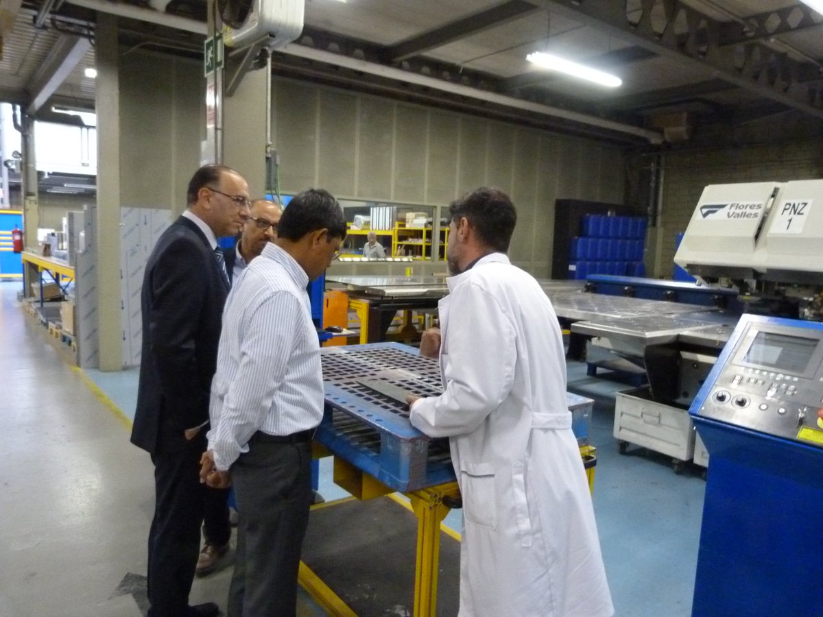 FloresVallesSA's tweet image. Recientemente hemos tenido el placer de recibir en Flores Valles dos invitados de excepción de Kaust y Thabat (Arabia Saudi). Gracias por vuestro tiempo, deseamos que hayáis disfrutado de vuestra estancia en Madrid y de la experiencia vivida en Flores Valles.