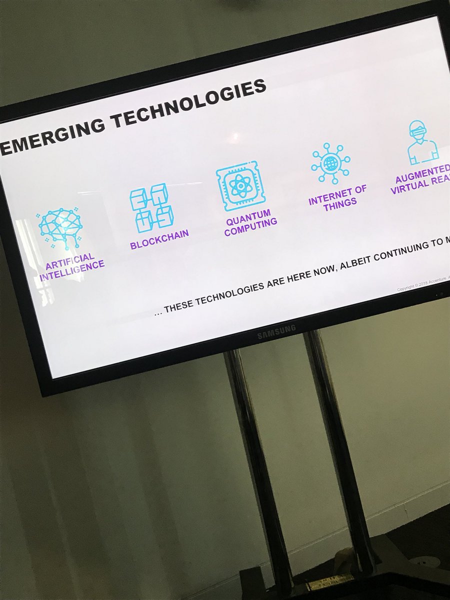 derekford85's tweet photo. @connectedchris takes the stage for the next session at #GetTech2018 @getnorth2018 get patients to look after their own data! Amazing!! https://t.co/PUctLAi7hV