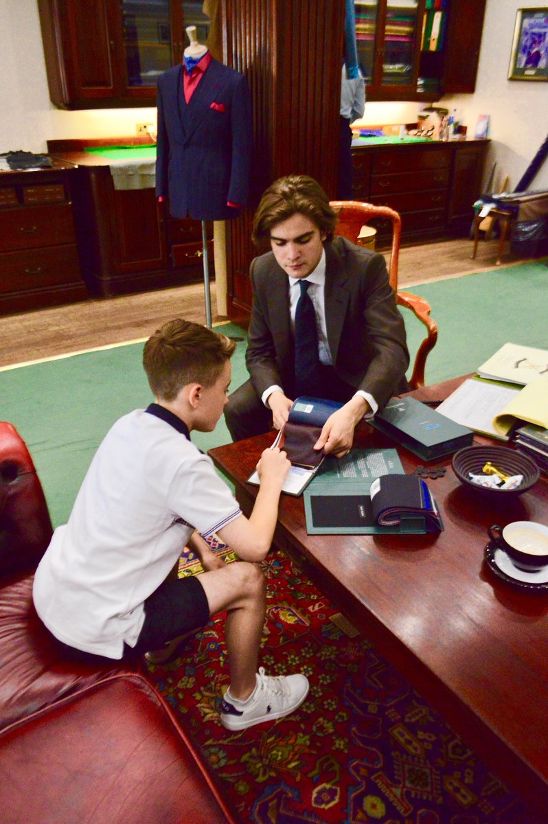 M_Sedwell's tweet photo. "The future of every industry is its supporting todayโs youth," our Master Tailor @AndrewRamroop.
Junior snooker star and new #MauriceSedwell ambassador @RiccardoDrayton having his 1st fitting with our Director.
#sportingstyle #snooker #hardworkpaysoff https://t.co/PmljaTjSR6