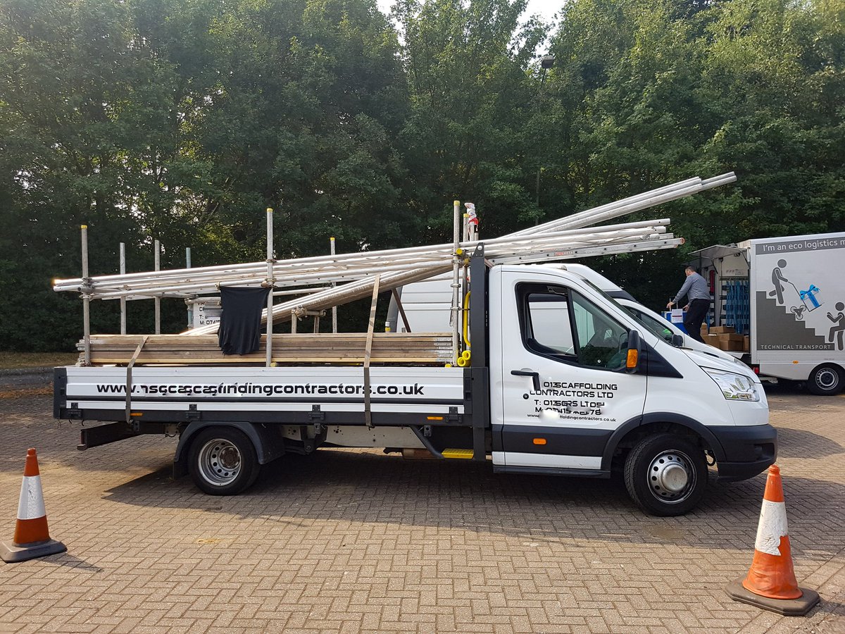 roadpoliceBCH's tweet photo. #opmermaid
This 3.5t flatbed is in use as scaffold lorry, found to be 1.8 tonnes over weight.
Driver to be prosecuted and vehicle prohibited until weight removed.
411729
A1M Hatfield. https://t.co/RfXWgcEkxp