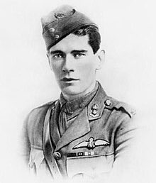 378ATC's tweet photo. It is a sobering thought that 100 years ago, Maj Edward 'Mick' Mannock VC was unknowingly preparing for his final flight. He was one of pioneers of the RAF & developed the founding principles of air-to-air combat. #Mannock100 #lestweforget @RoyalAirForce https://t.co/Q1J1NdTF9y