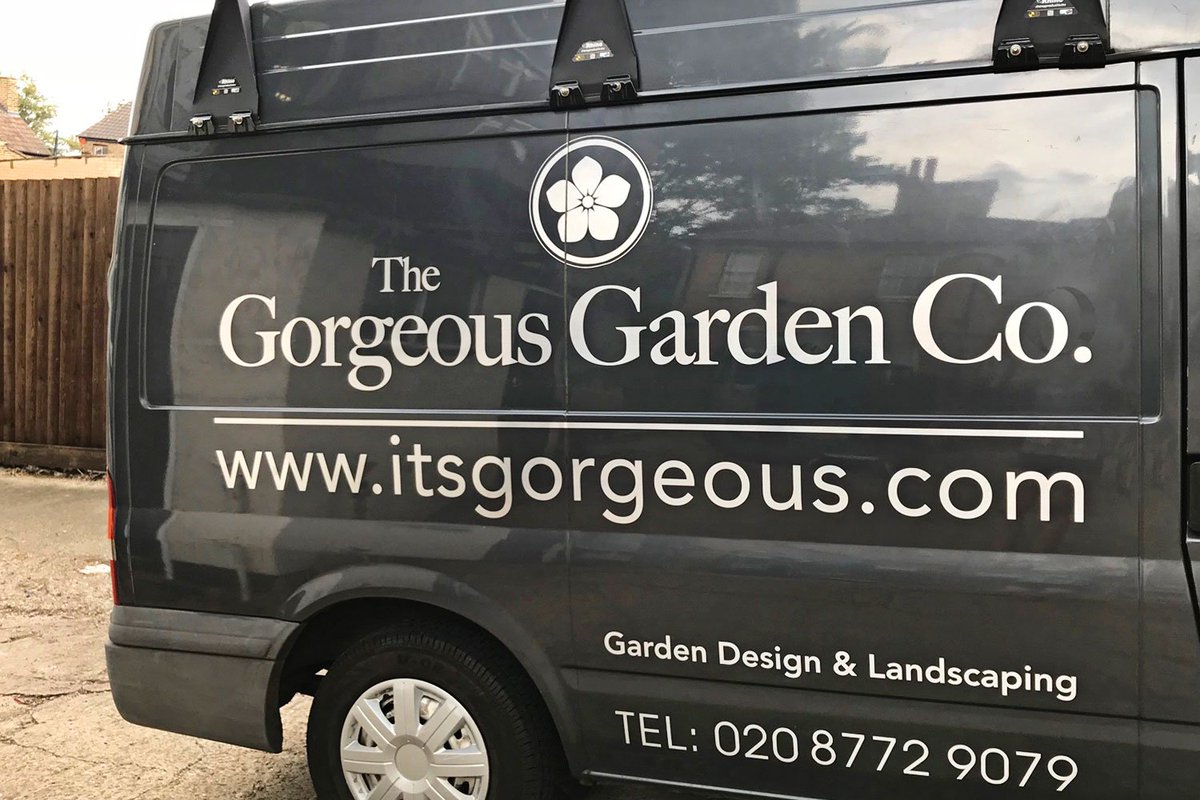 GreenSignUK's tweet photo. Van sign for Gorgeous Garden Co.

#croydonsign #anerley #londonsign https://t.co/nZo8LqLRck