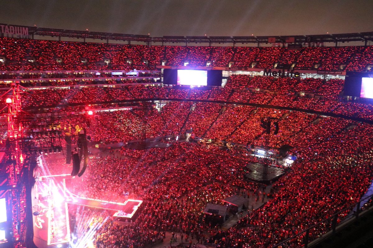 Taylor Swift MetLife - NicolasKogan