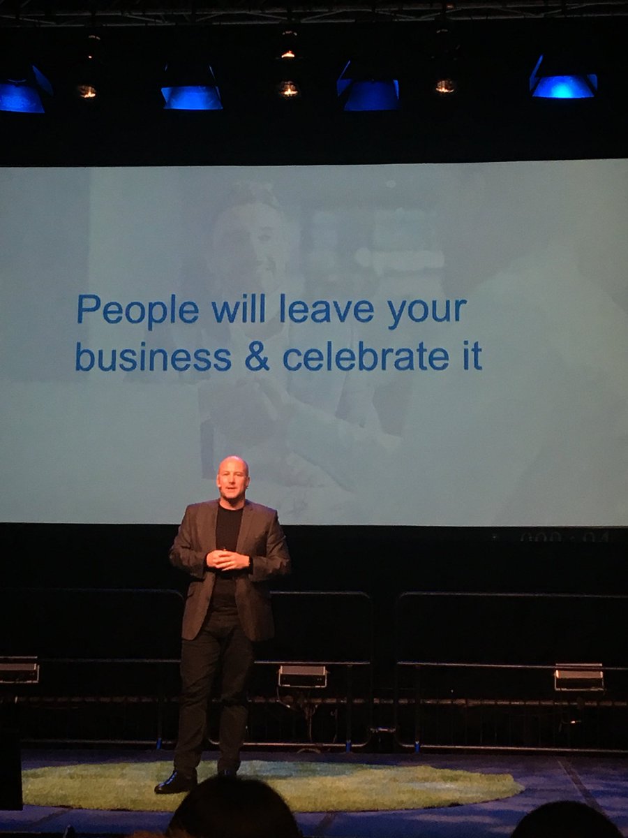 KatieH_tweets's tweet image. Turn everyone into an advocate and an alumni. Love it Llew @reloada @business_DEPOT #DEPOTnext