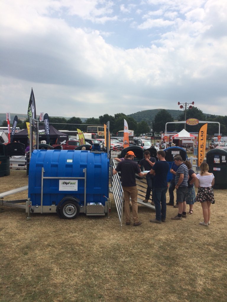 dipfast1's tweet photo. Final Day of @royalwelshshow and Colm still working hard demonstrating @dipfast1. Come down and visit us at O.T.I.S stand who are selling @HarlequinMFG tanks.#RoyalWelsh #sheep2018 https://t.co/FxoG8AISdX