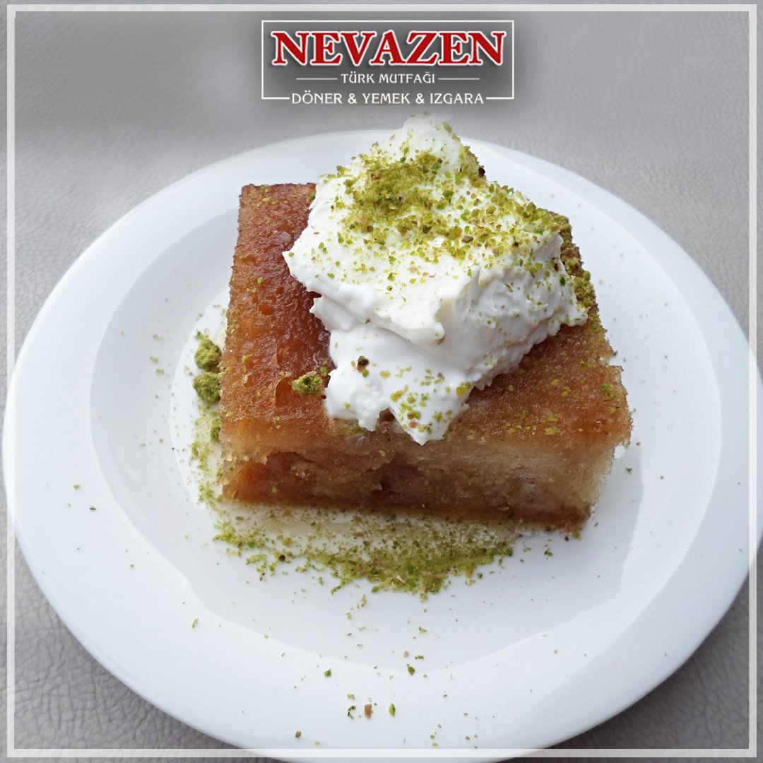 Canı tatlı çekenler enfes tatlılarımızdan kaymaklı ekmek kadayıfını öneriyoruz. 
#tatlı #ekmekkadayifi #netatliyesem #nevazen #yemek #kebap #kebapçı #nevazenkebap #yemek #tatlı #lezzet #food #instafood #tagsforlikes  #dinner #lunch #yemekneredeyenir #lezzetligram