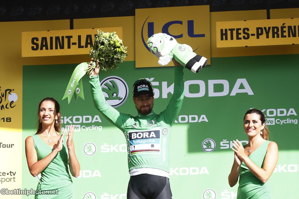 petosagan's tweet photo. .@LeTour isn't over! Four more stages to go! @BORAGmbH @Hansgrohe_PR @iamspecialized @sportful @ride100percent (@bettiniphoto) https://t.co/M3A8SlSbF5