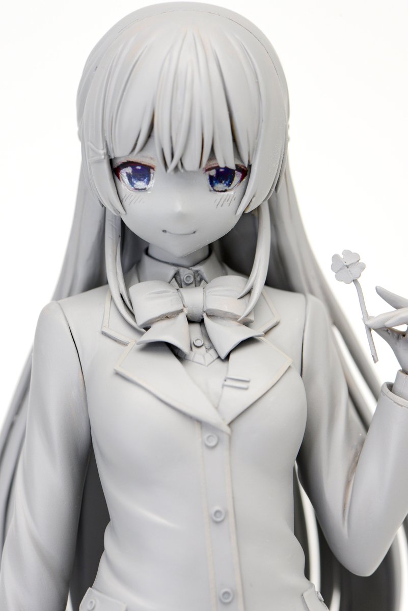 にじさんじ公式 Ar Twitter 月ノ美兎フィギュアの原型写真が公開されました 秋に予約開始 冬に販売開始予定です うさみみ クローバー Pcやスマホ そしてもちろん洗濯機 洗剤のパーツも付属されます フィギュア発売までお楽しみに