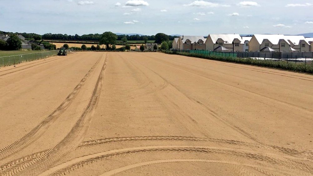 Development of new Sports Pitch <a href="/SuncroftGFC/">Suncroft GFC</a> coming on nicely, drainage &amp; services installed, final grade, sand application &amp; amelioration taking place, next step prep &amp; seed <a href="/SPGRSO/">Sport Ground Solutions</a> #DARSportsPitch